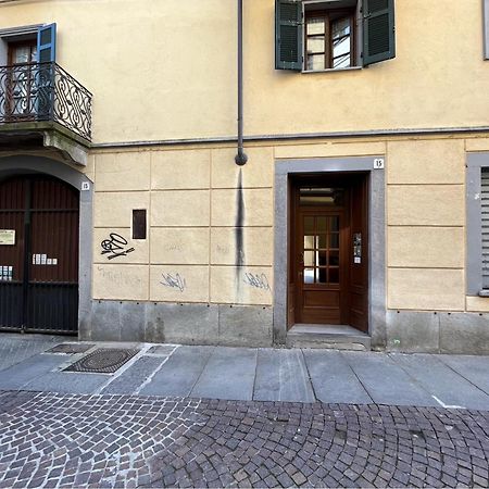 L'Appartamento Di Ringhiera Biella Eksteriør billede